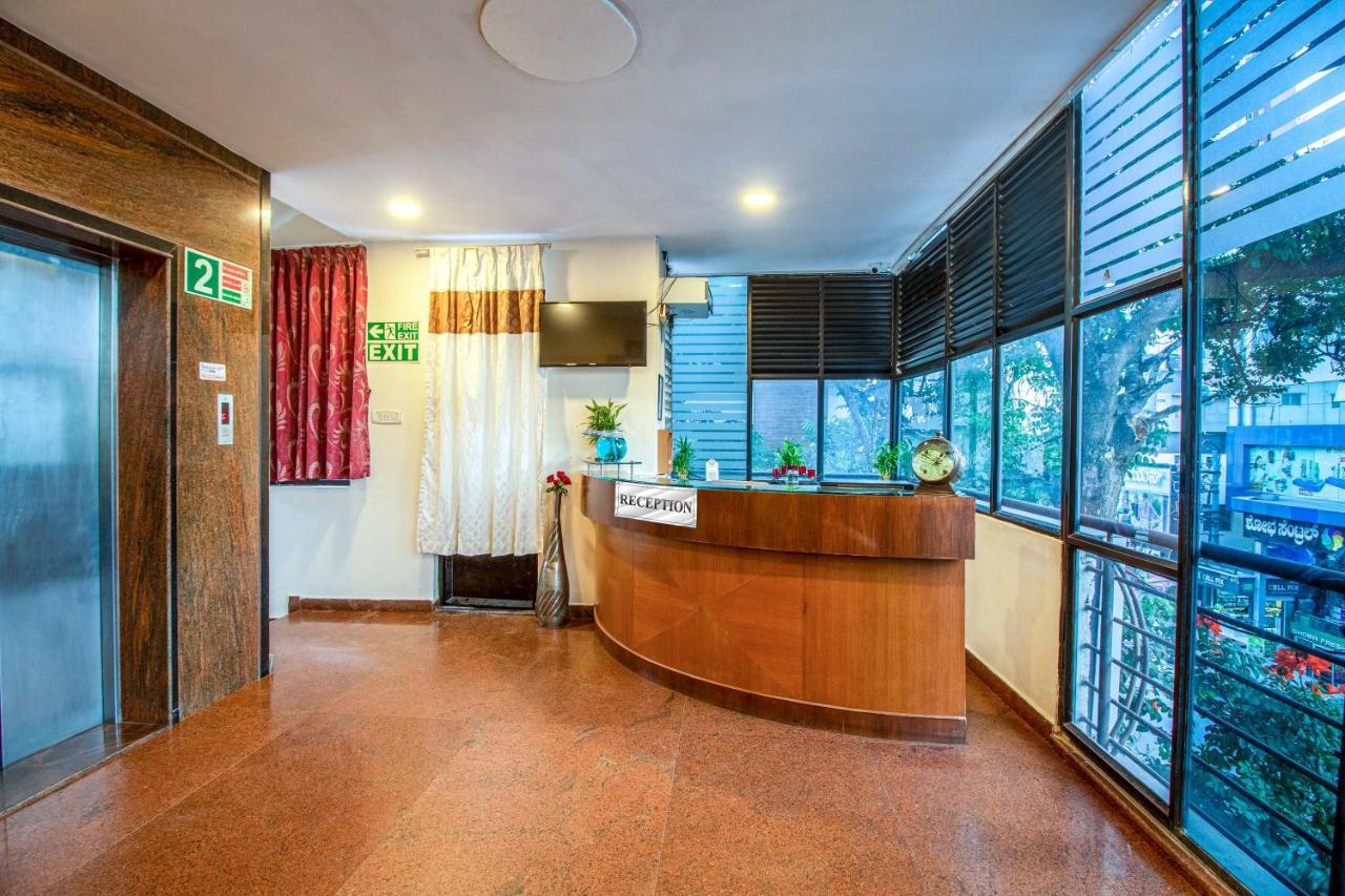 Hotel Royal Classio, Bangalore Exterior foto